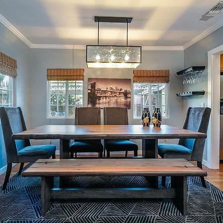 Stylish 2 Bed & 2 Bath At The Heart Of Hollywood With Free Parking - One Car Only Appartement Los Angeles Buitenkant foto